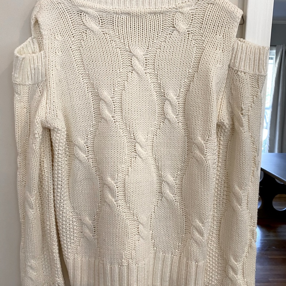 Sweater - Picture 3 of 3